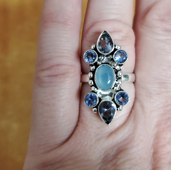 New Blue Quartz and Chalcedony Silver Plated Ring. - Picture 2 of 7